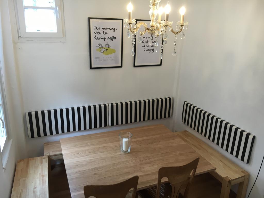 Privatzimmer In Bester Altstadtlage Tübingen Buitenkant foto
