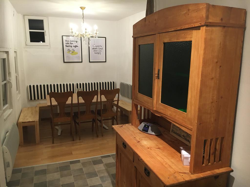 Privatzimmer In Bester Altstadtlage Tübingen Buitenkant foto
