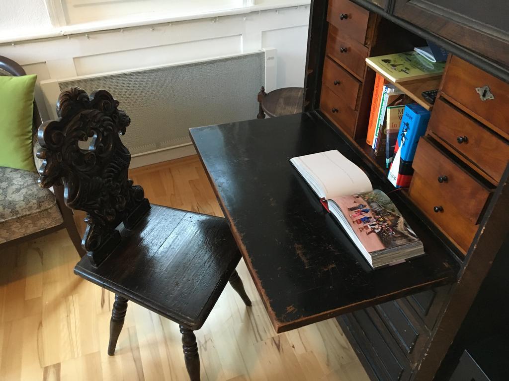 Privatzimmer In Bester Altstadtlage Tübingen Buitenkant foto