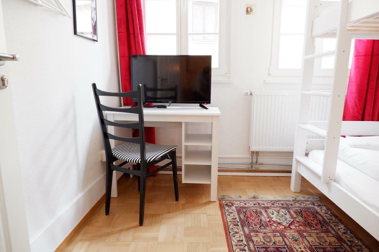 Privatzimmer In Bester Altstadtlage Tübingen Buitenkant foto